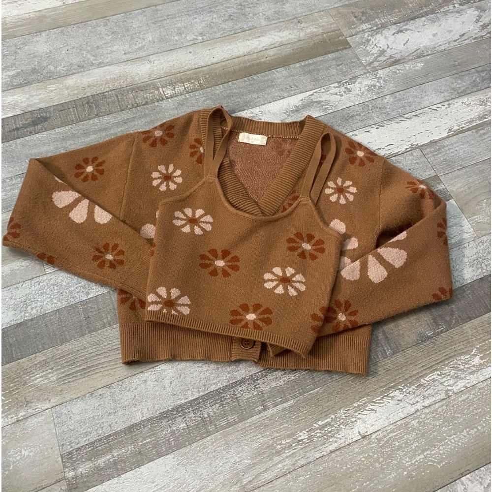 Altar’d State Cardigan & crop tank set